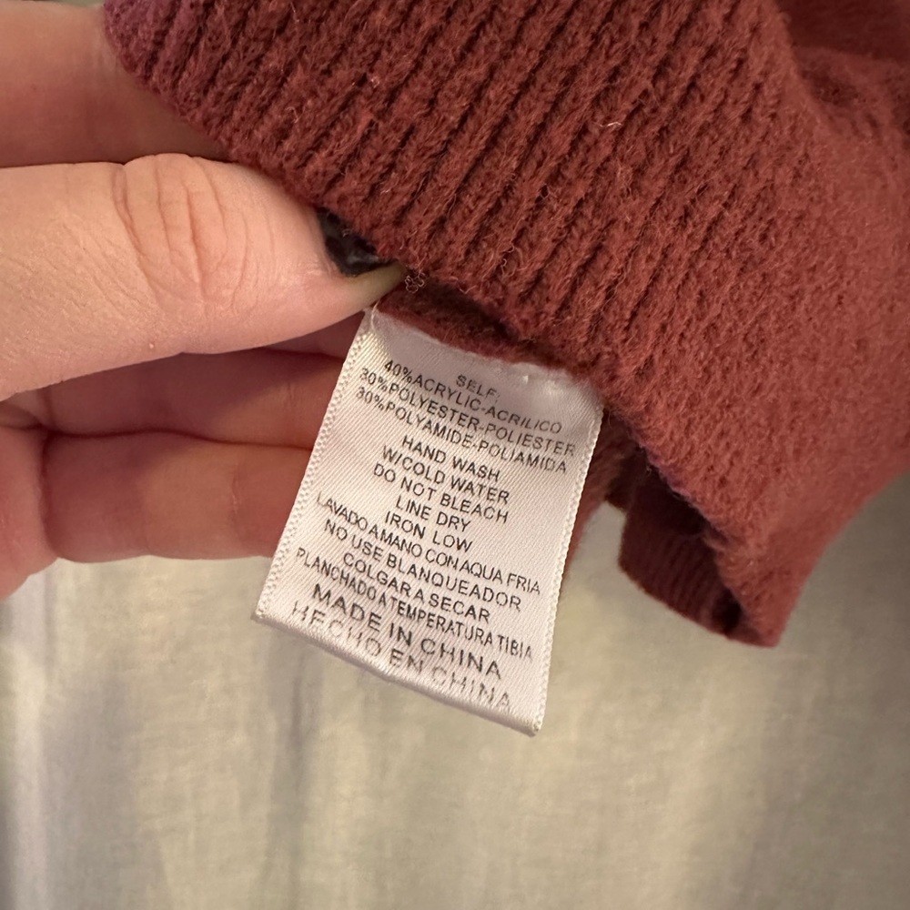 Listicle Sweater Women’s Patterned - Picture 3 of 4
